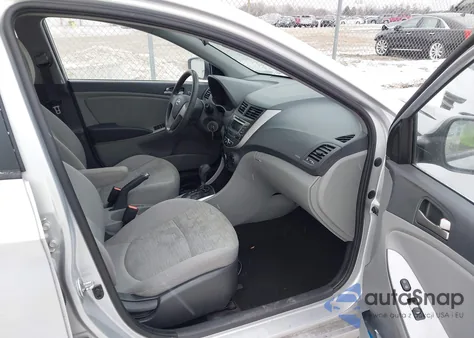 2016 Hyundai Accent Se z USA, uszkodzony, nr VIN KMHCT4AE8GU074156